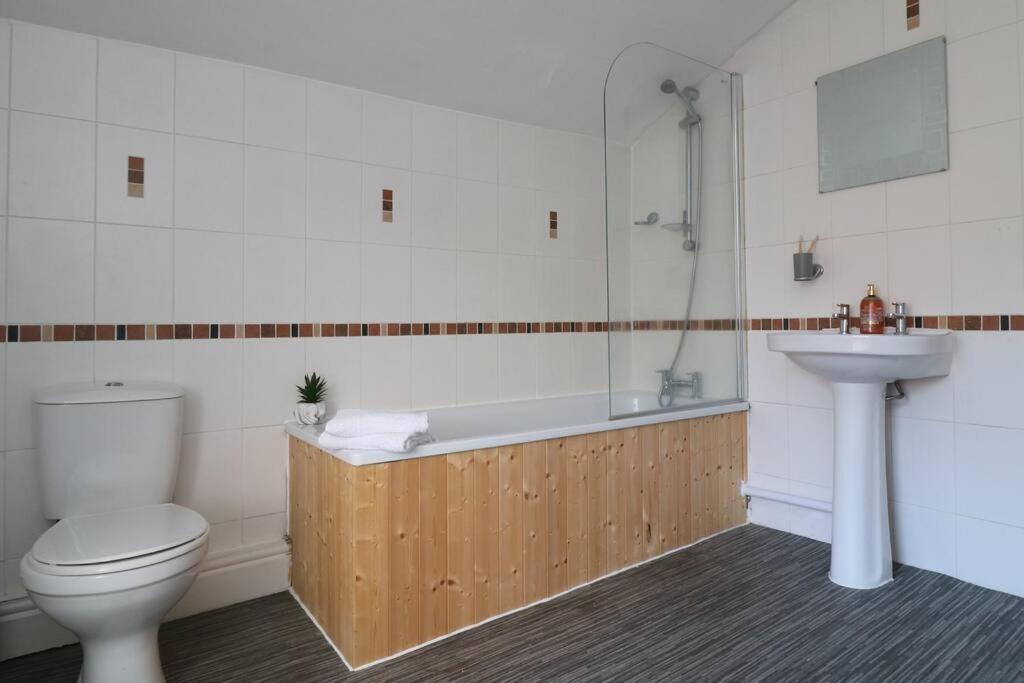 2 Bedroom Characterful House Lancaster Exterior foto